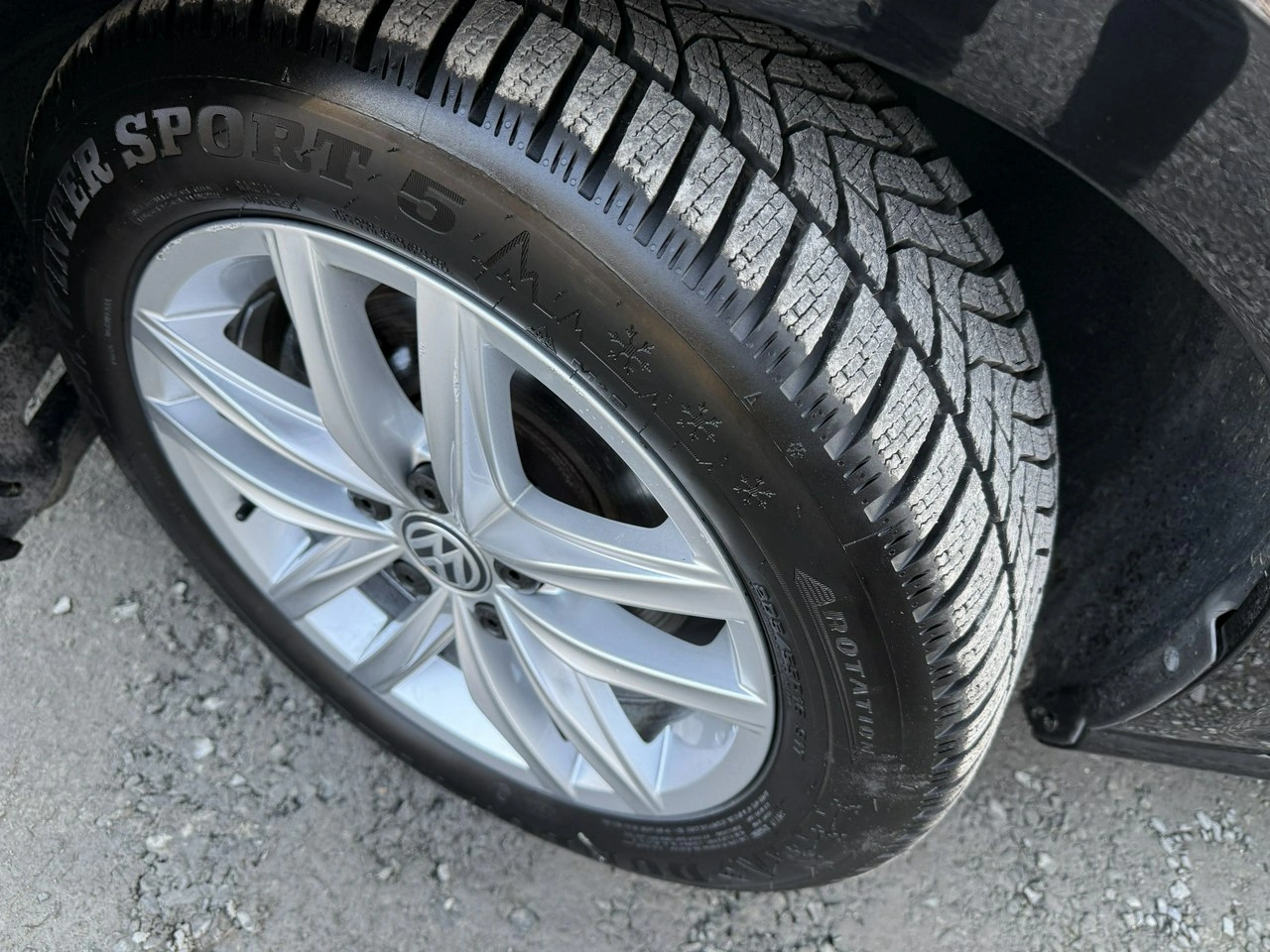 Volkswagen Golf - Zdjęcie 28