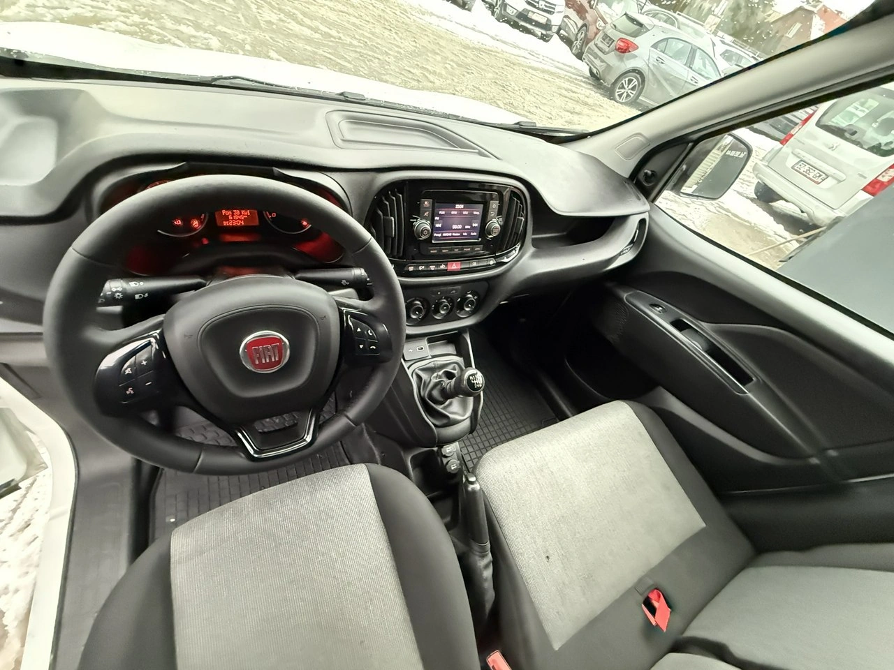 Fiat Doblo - Zdjęcie 12