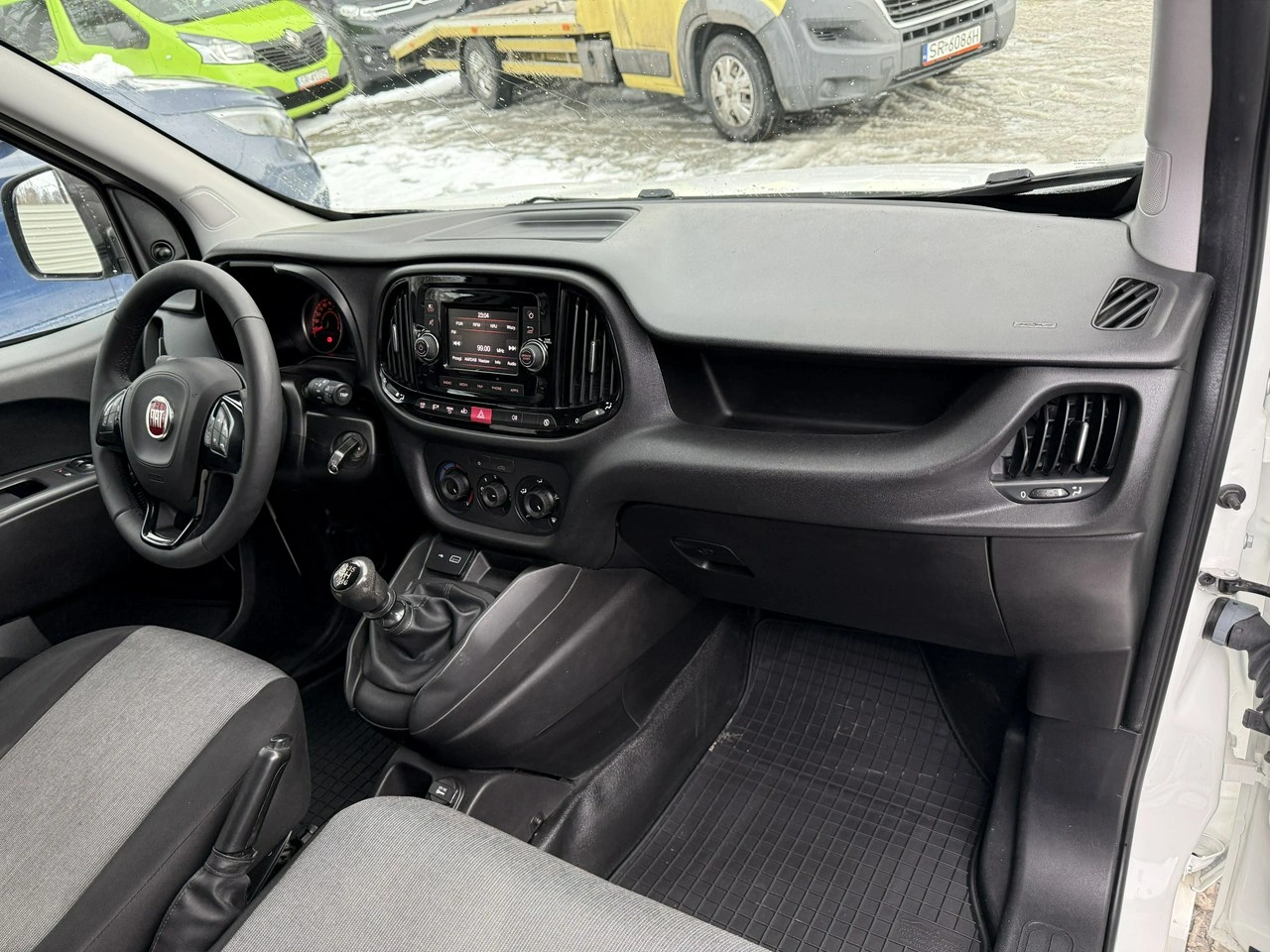 Fiat Doblo - Zdjęcie 17