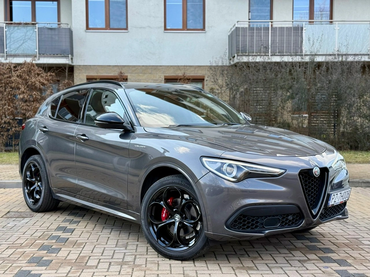 Alfa Romeo Stelvio - Zdjęcie 3
