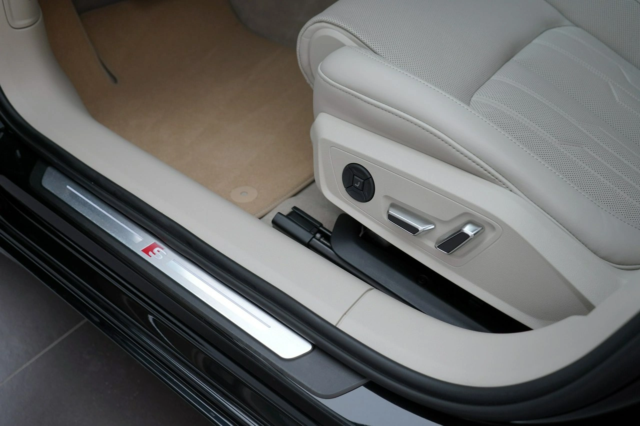 Audi A6 - Zdjęcie 12