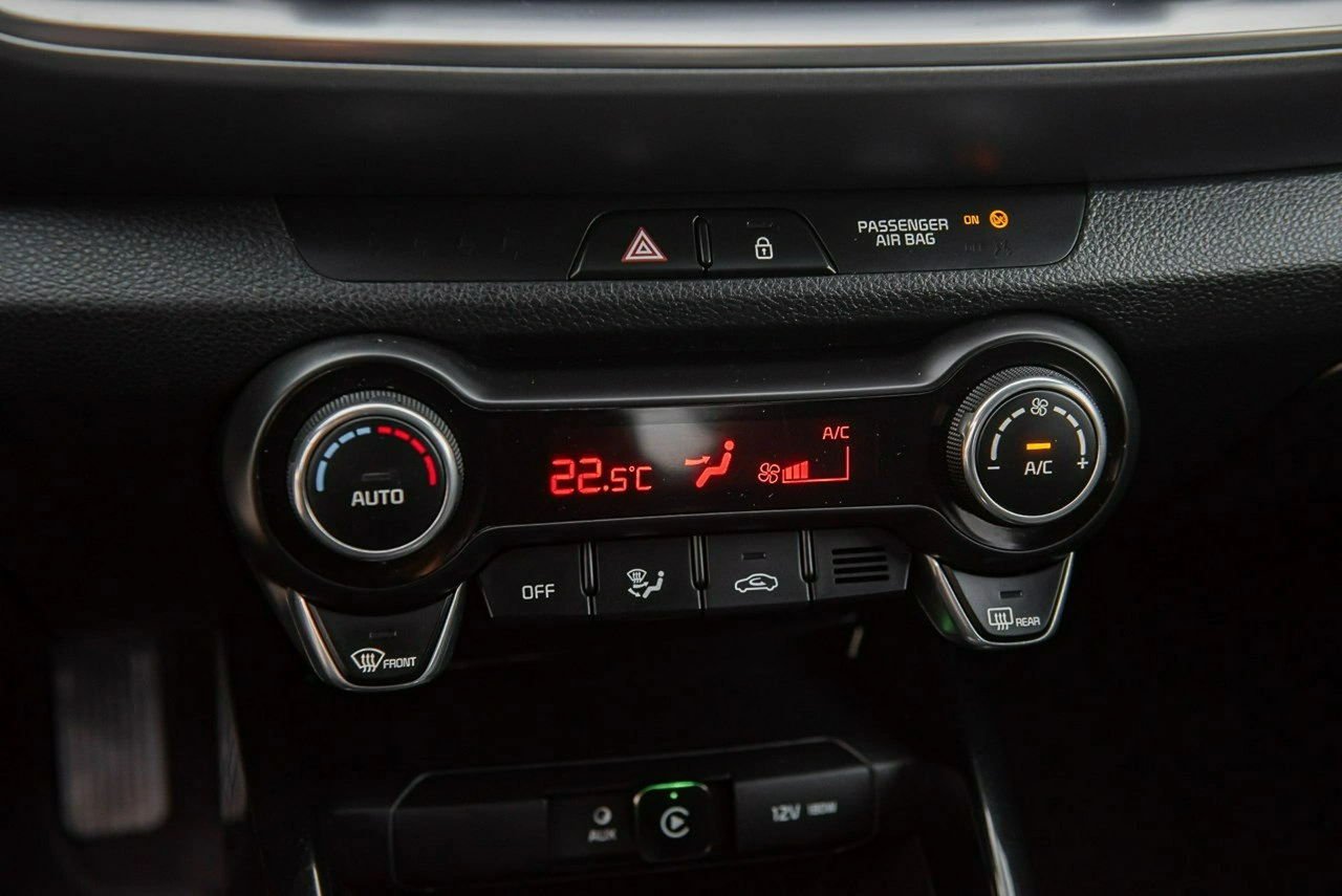 Kia Stonic - Zdjęcie 23