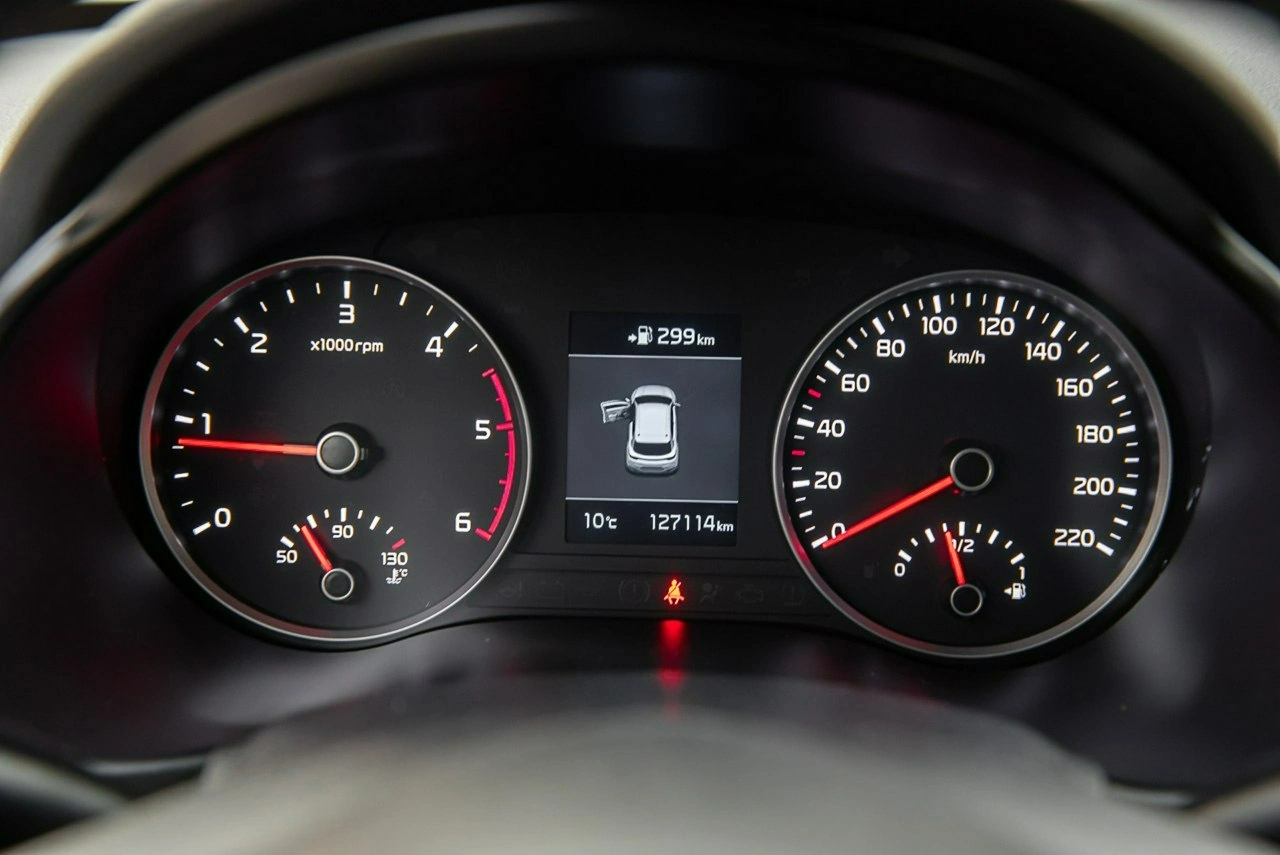 Kia Stonic - Zdjęcie 30