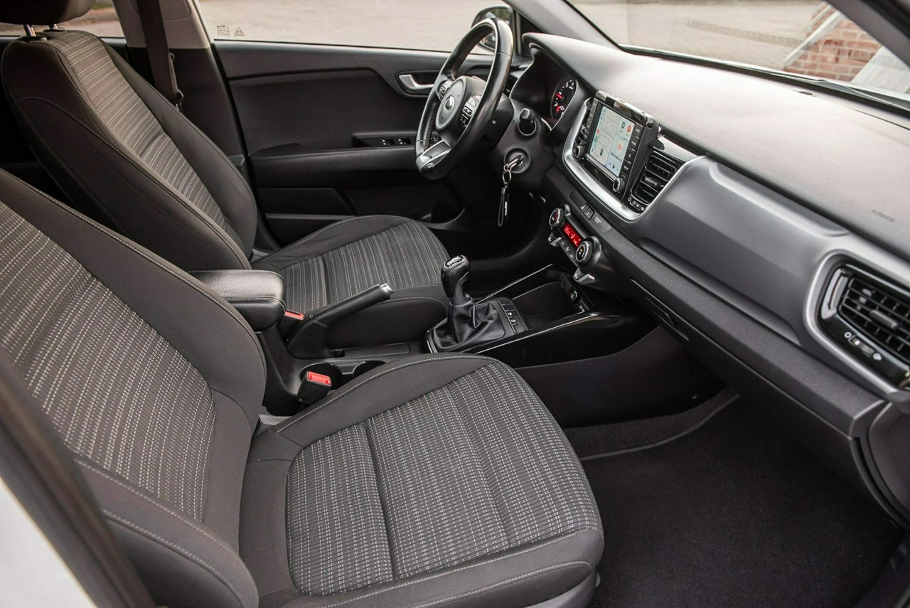 Kia Stonic - Zdjęcie 8