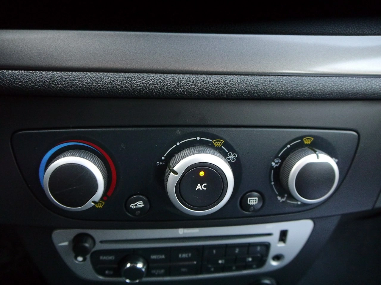 Renault Megane - Zdjęcie 30