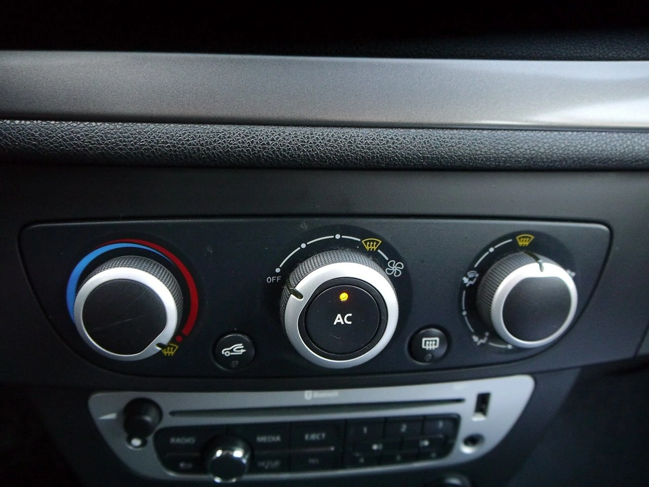 Renault Megane - Zdjęcie 20