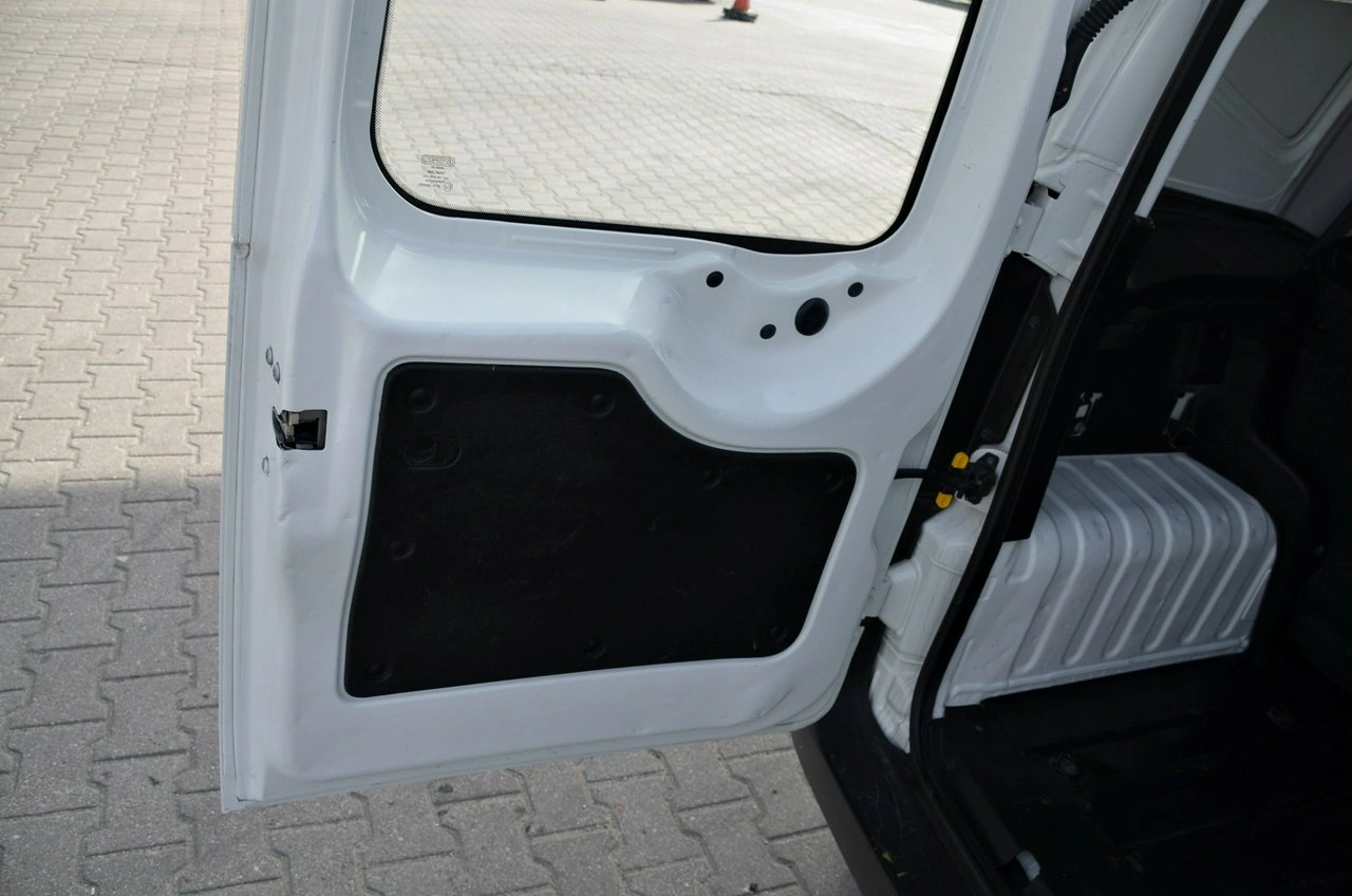 Fiat Fiorino - Zdjęcie 16