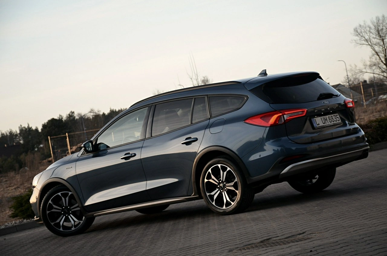 Ford Focus - Zdjęcie 9