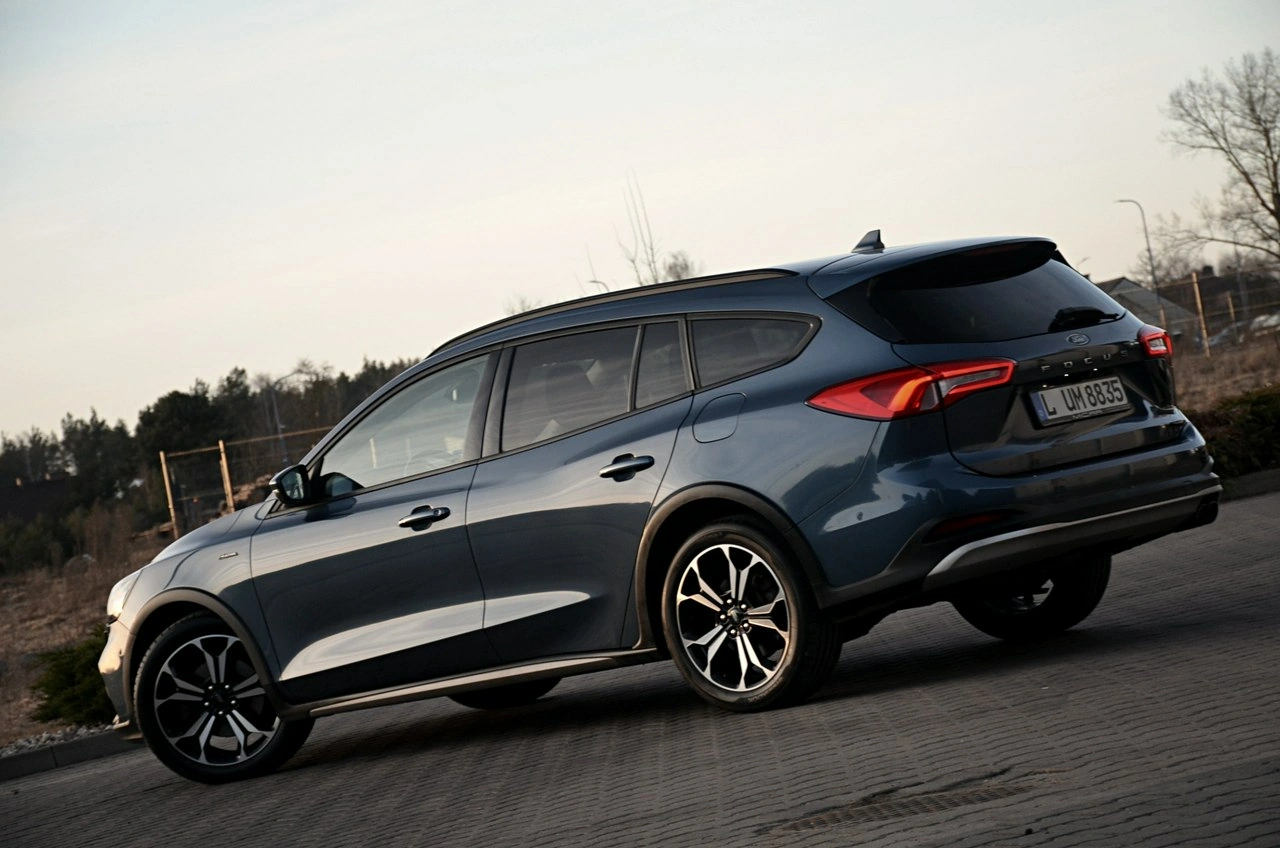 Ford Focus - Zdjęcie 8