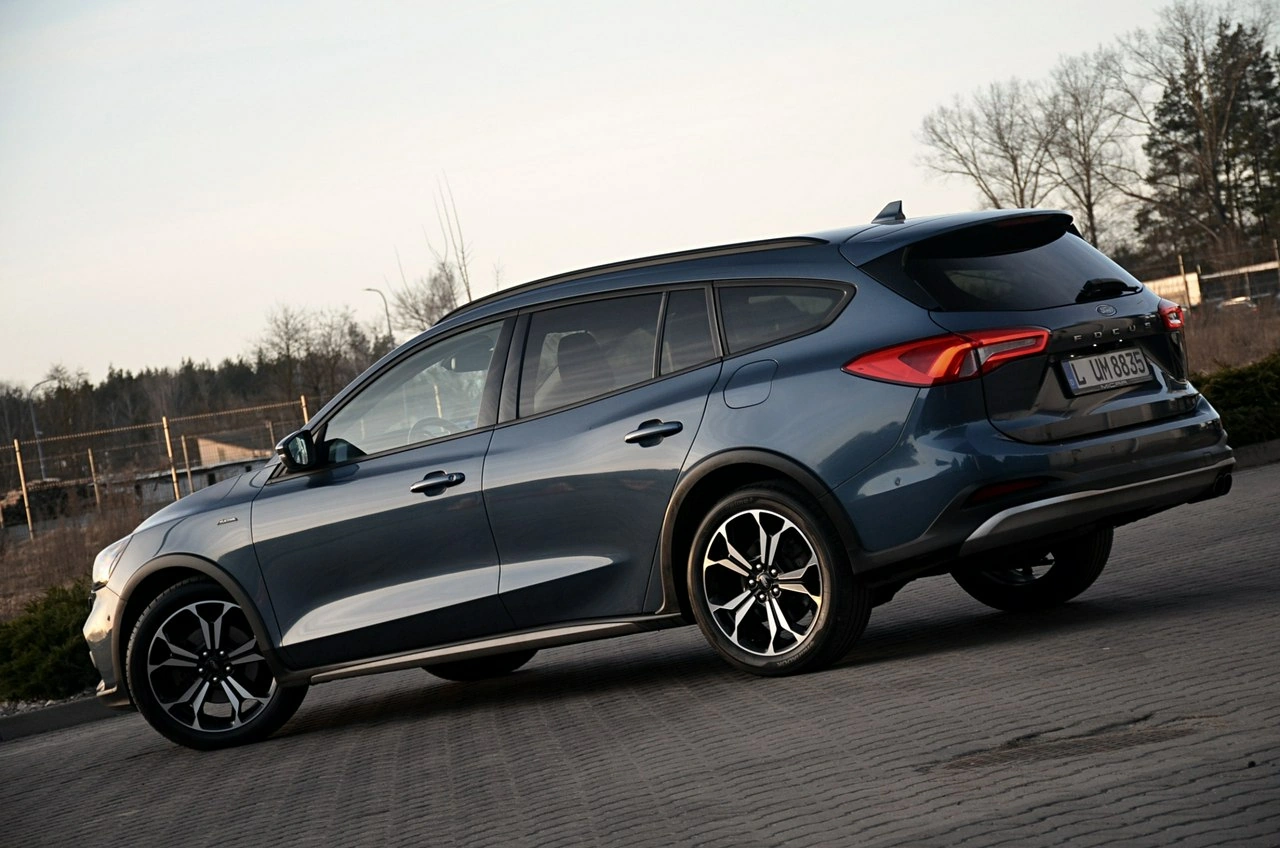 Ford Focus - Zdjęcie 10