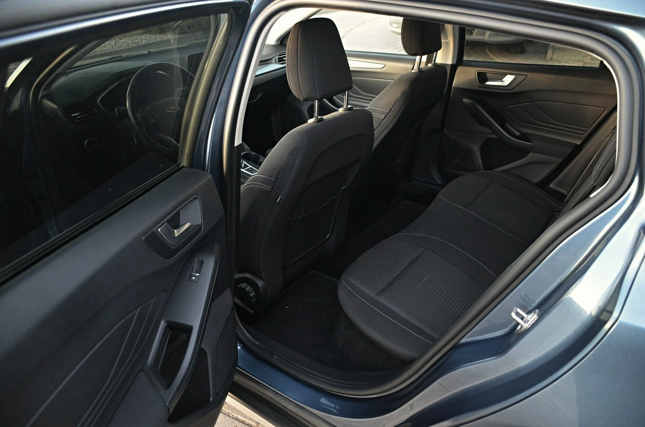 Ford Focus - Zdjęcie 15