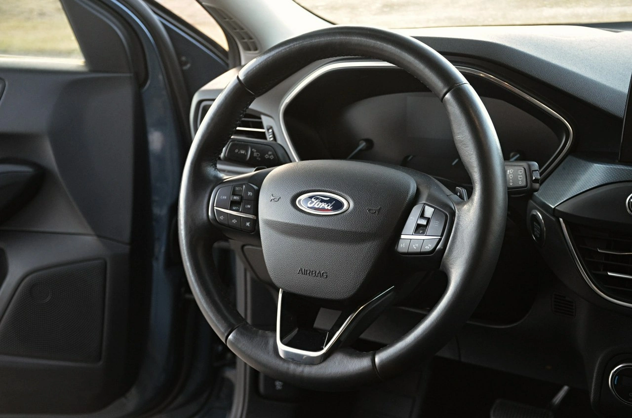 Ford Focus - Zdjęcie 19