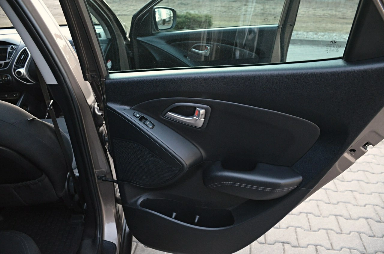 Hyundai ix35 - Zdjęcie 16