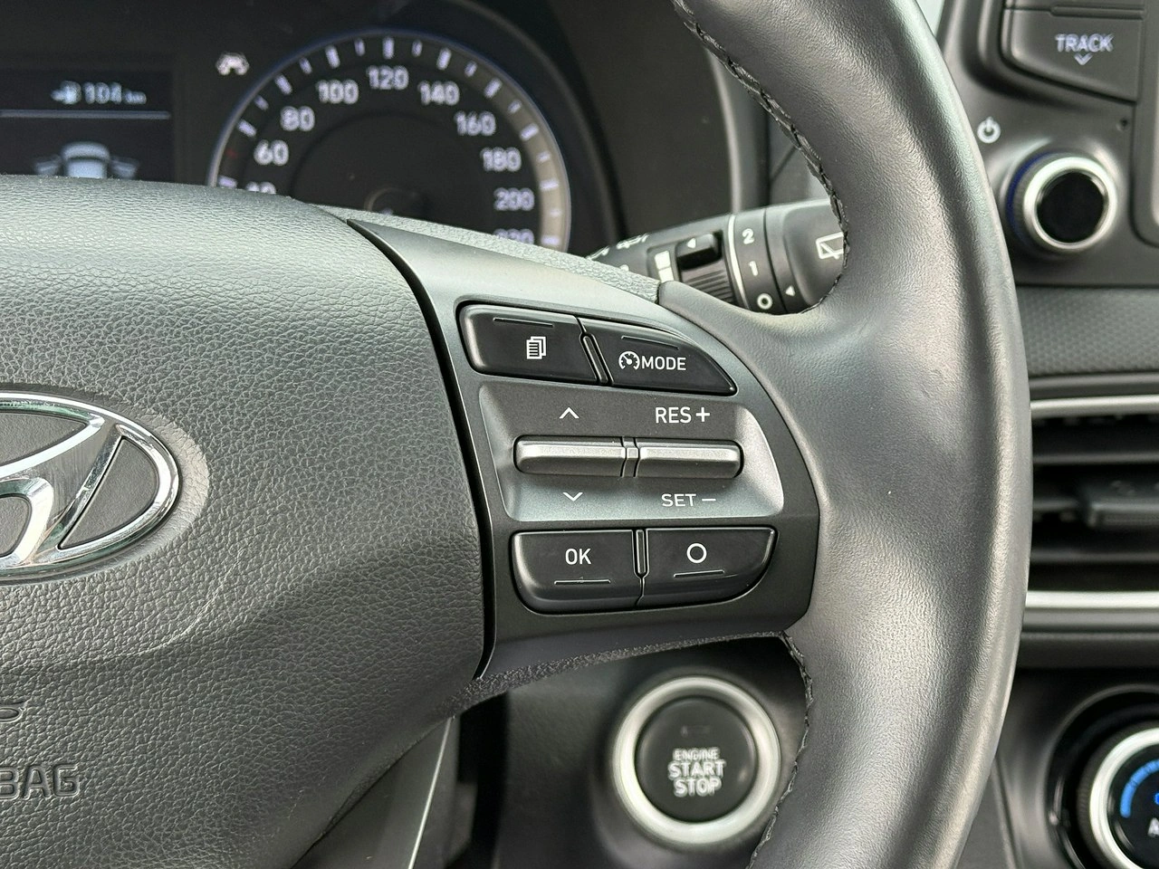 Hyundai Kona - Zdjęcie 9