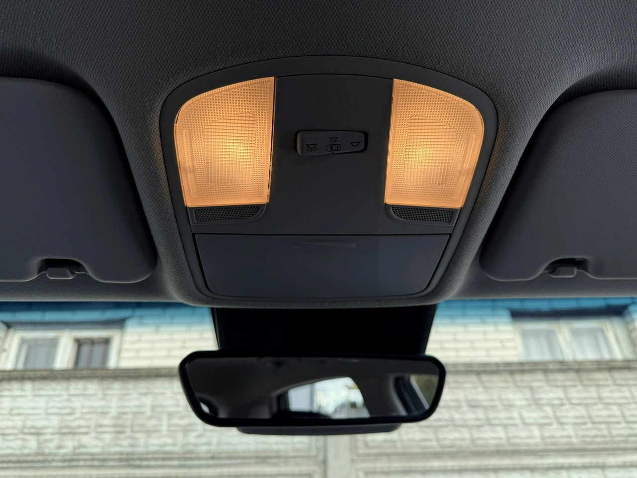 Hyundai Kona - Zdjęcie 24