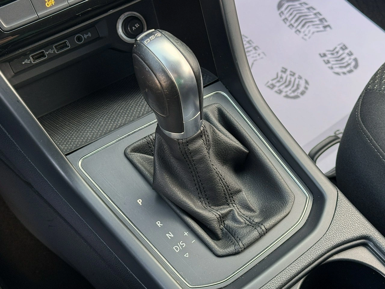 Volkswagen Touran - Zdjęcie 16