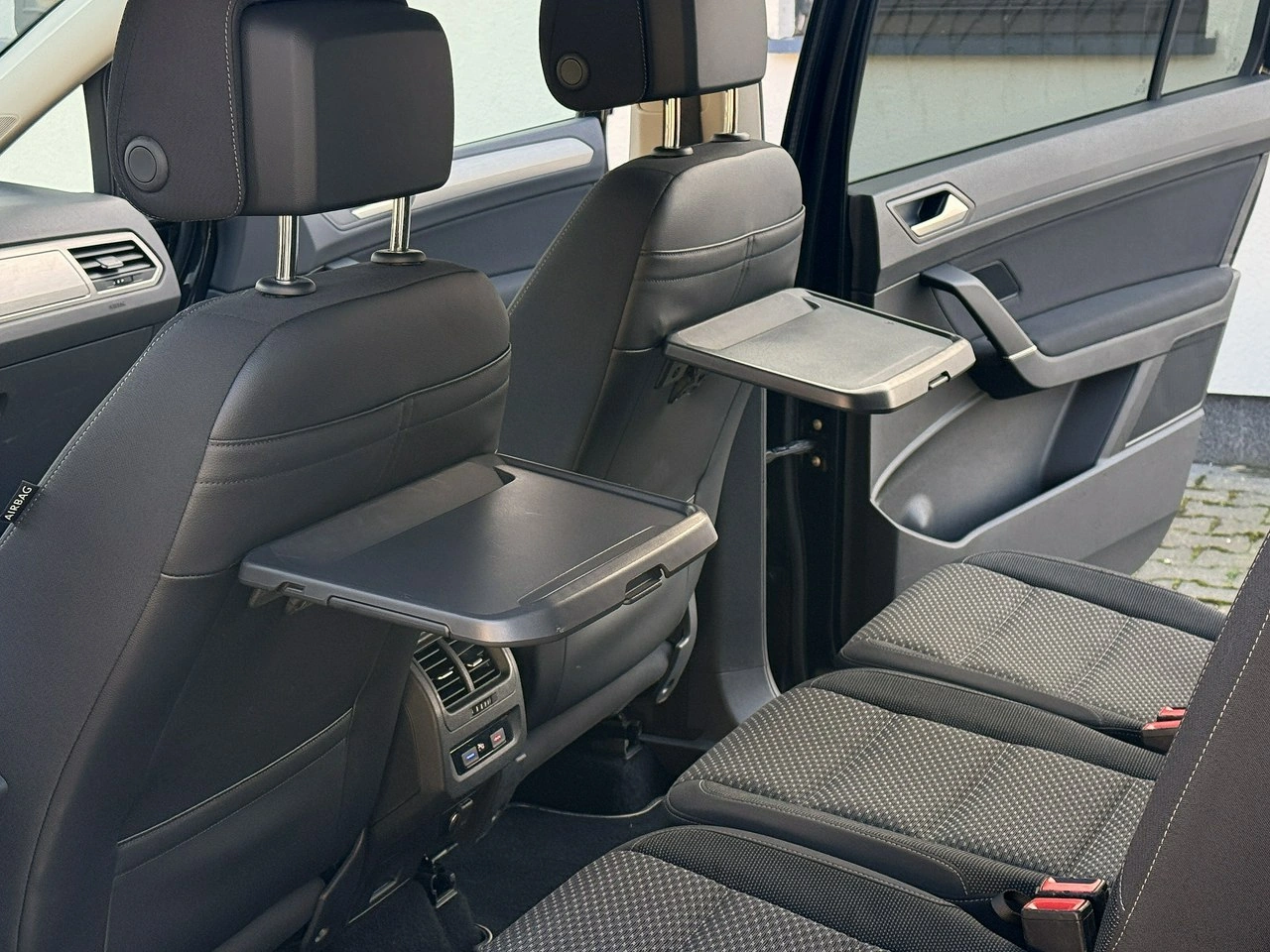 Volkswagen Touran - Zdjęcie 19