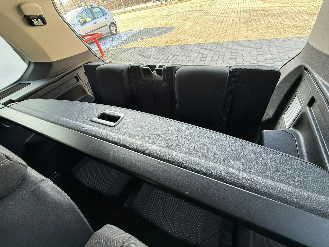 Volkswagen Touran - Zdjęcie 30