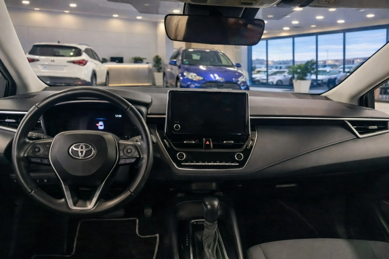 Toyota Corolla - Zdjęcie 8