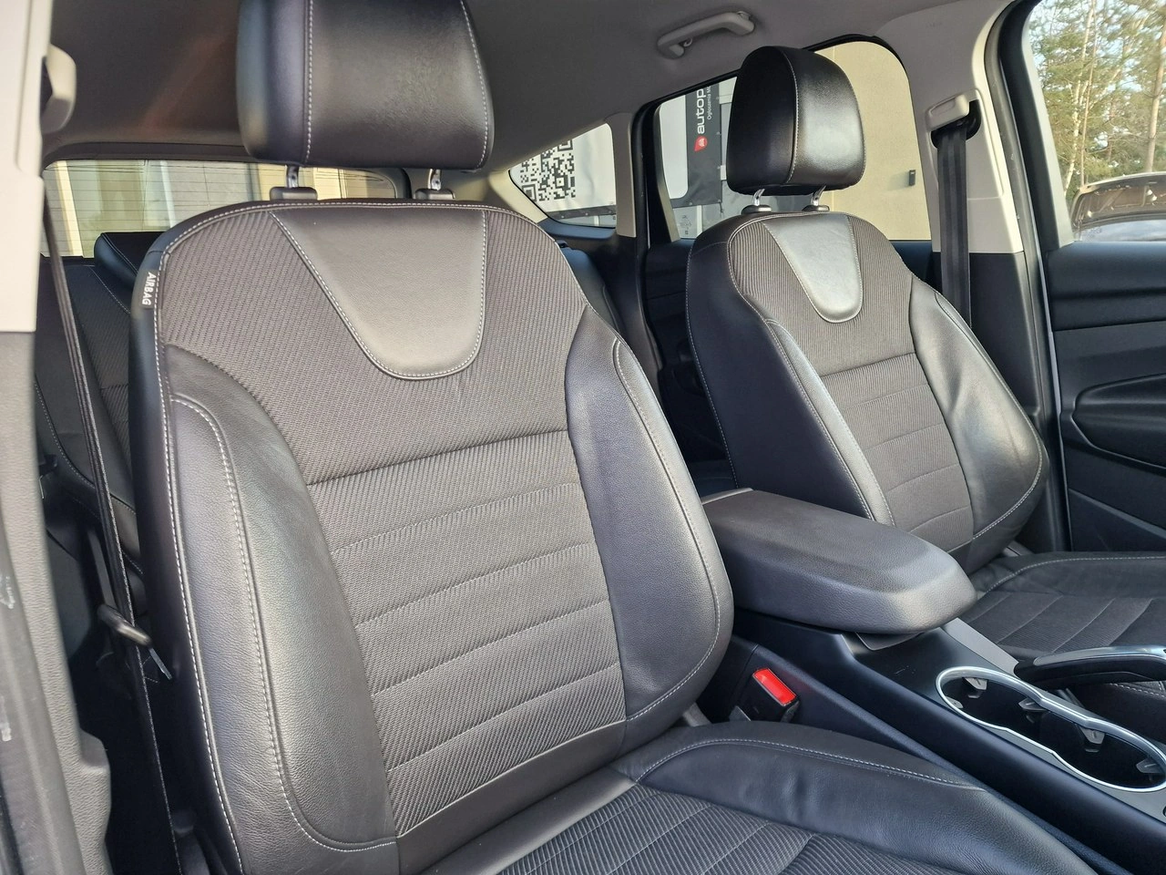 Ford Kuga - Zdjęcie 23