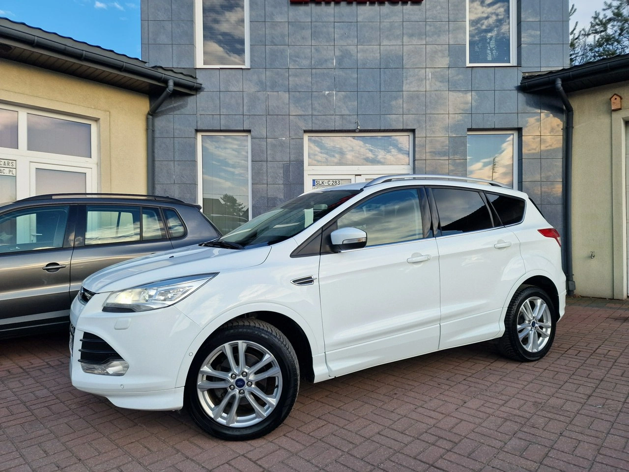 Ford Kuga - Zdjęcie 4