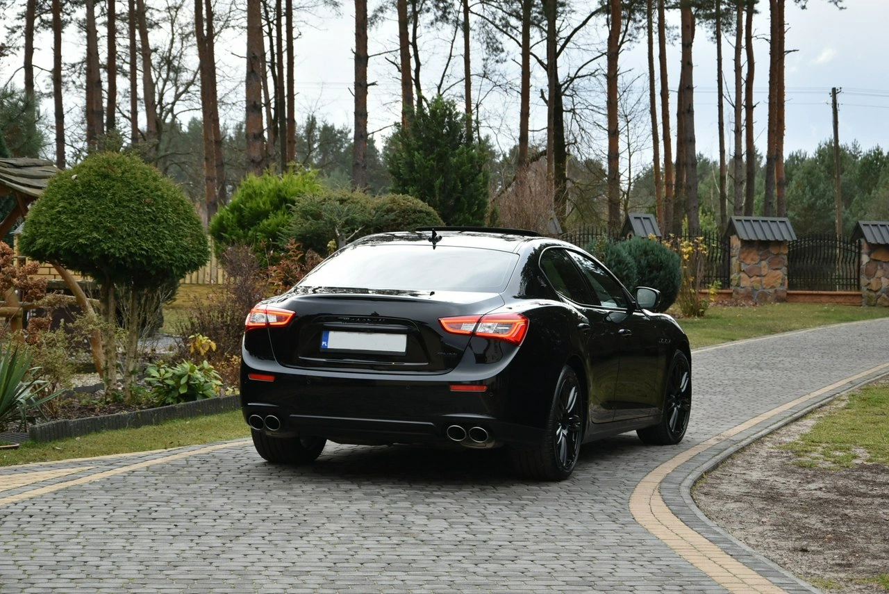 Maserati Ghibli - Zdjęcie 23