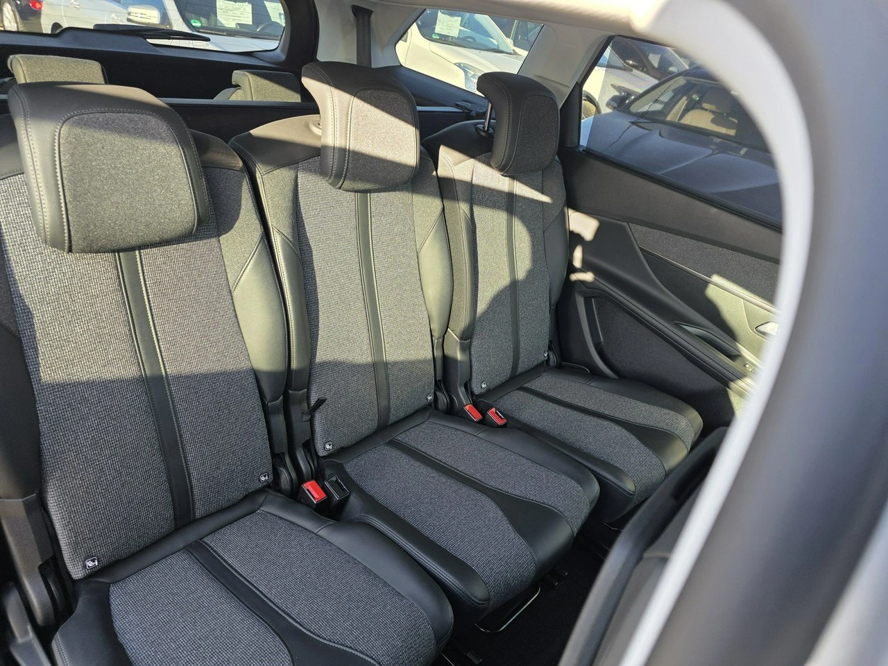 Peugeot 5008 - Zdjęcie 10