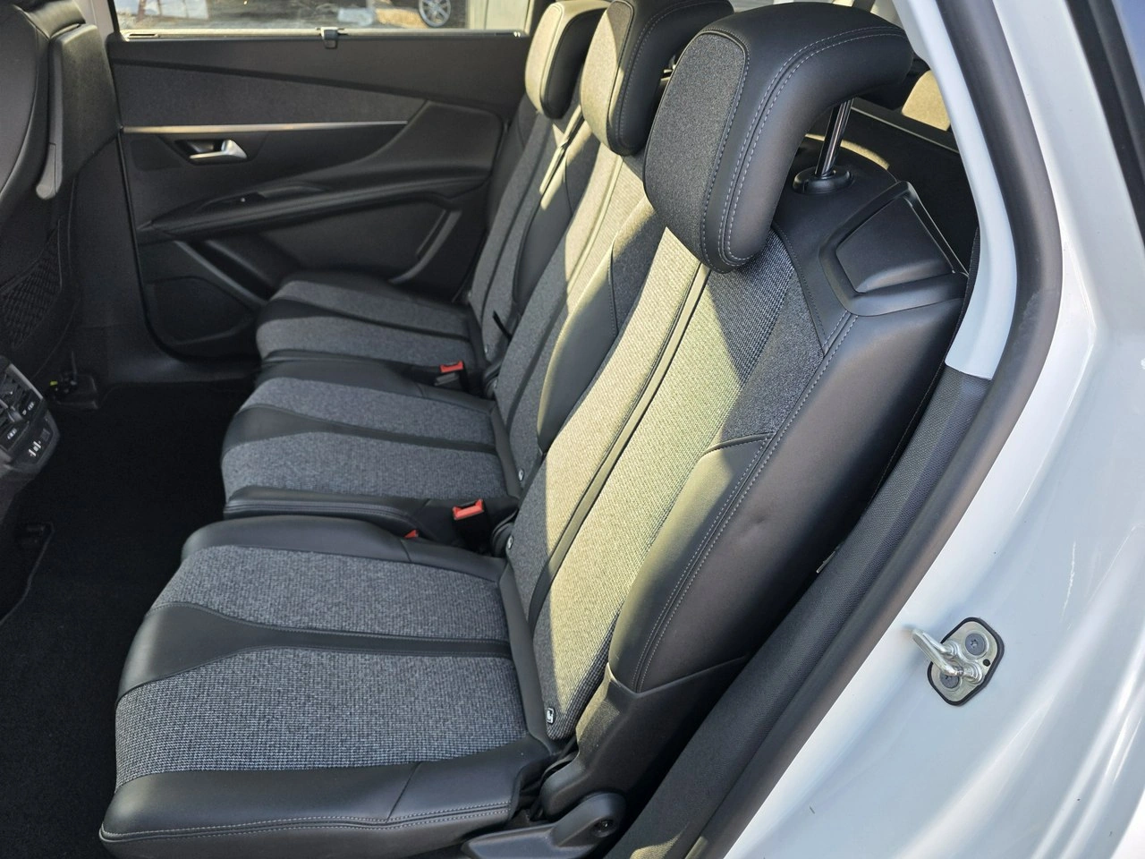 Peugeot 5008 - Zdjęcie 21