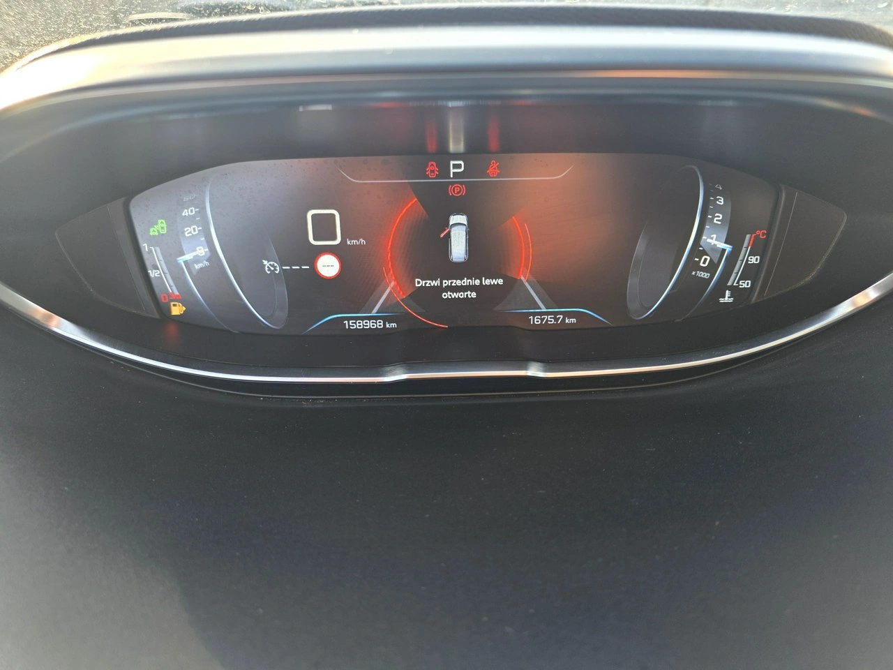 Peugeot 5008 - Zdjęcie 32