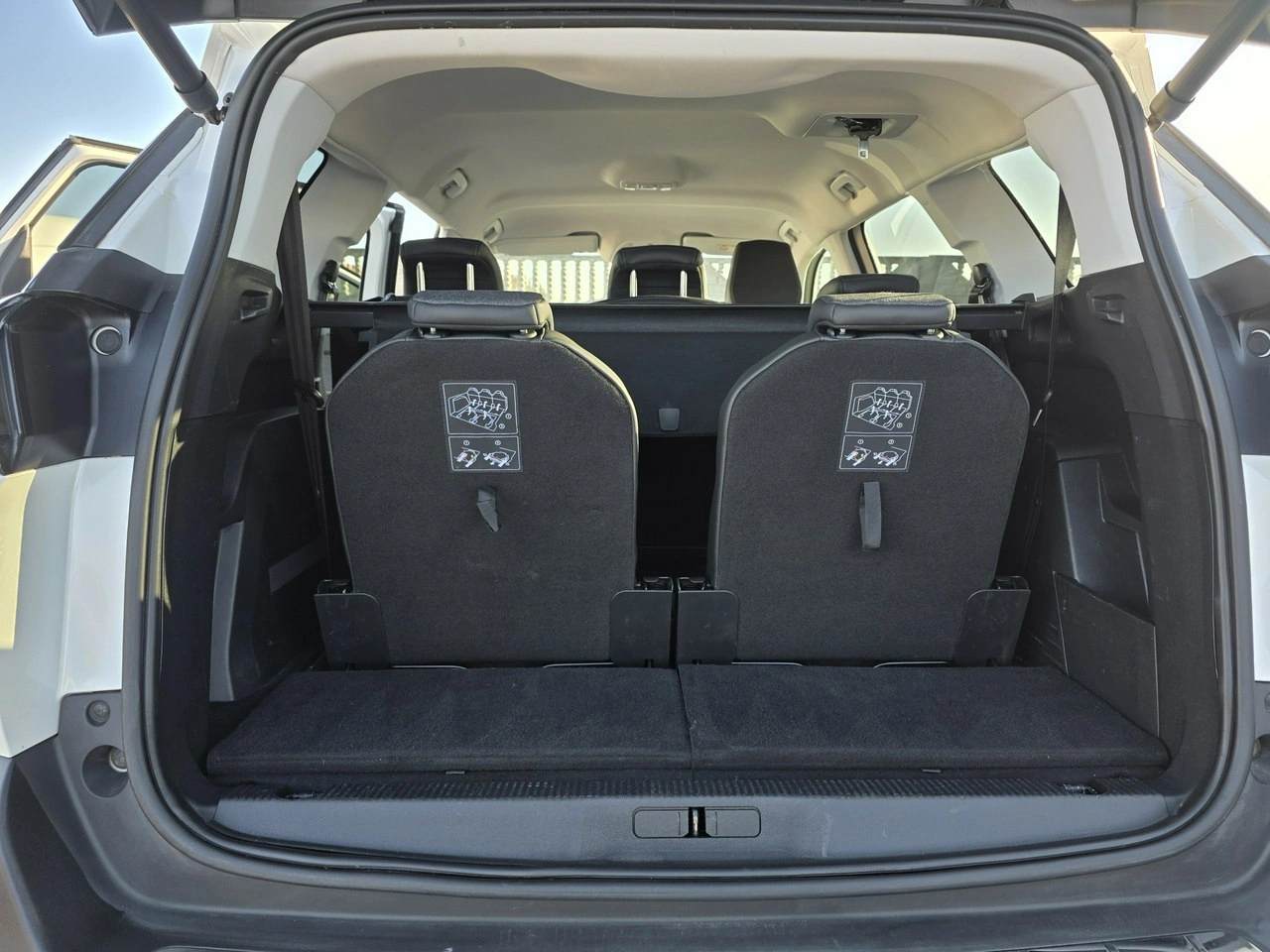 Peugeot 5008 - Zdjęcie 7