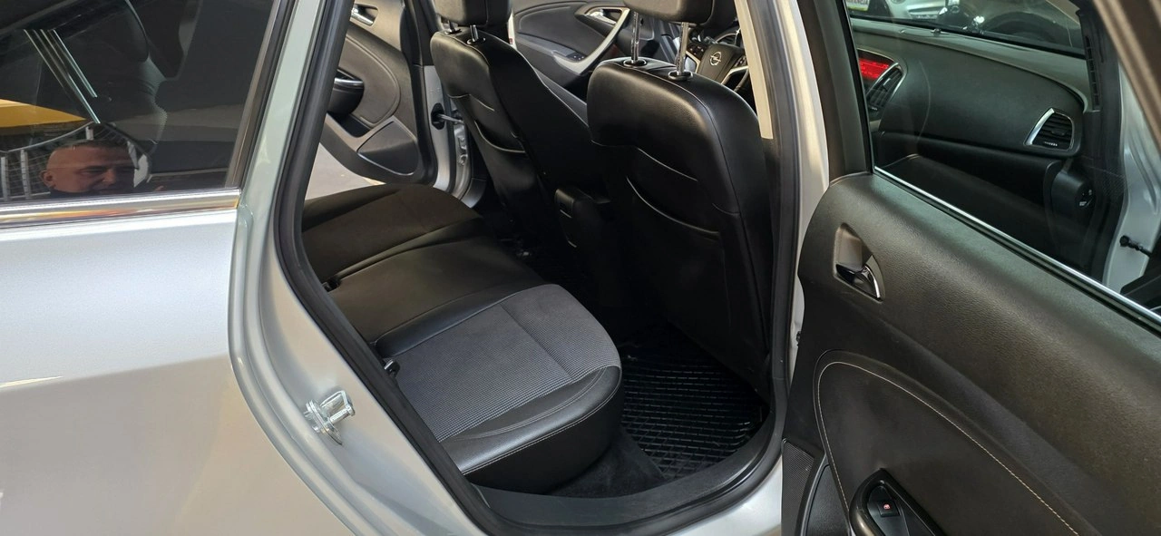 Opel Astra - Zdjęcie 16