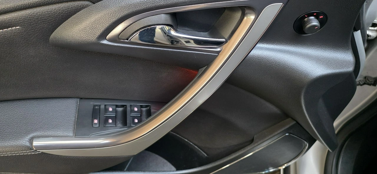 Opel Astra - Zdjęcie 17