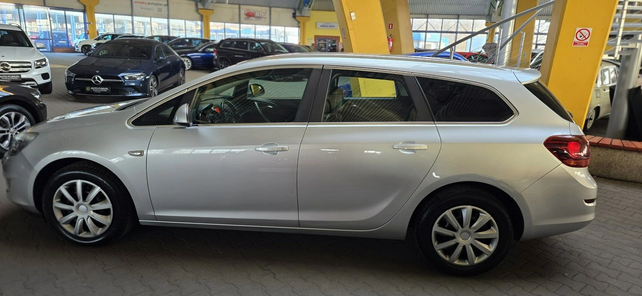 Opel Astra - Zdjęcie 5