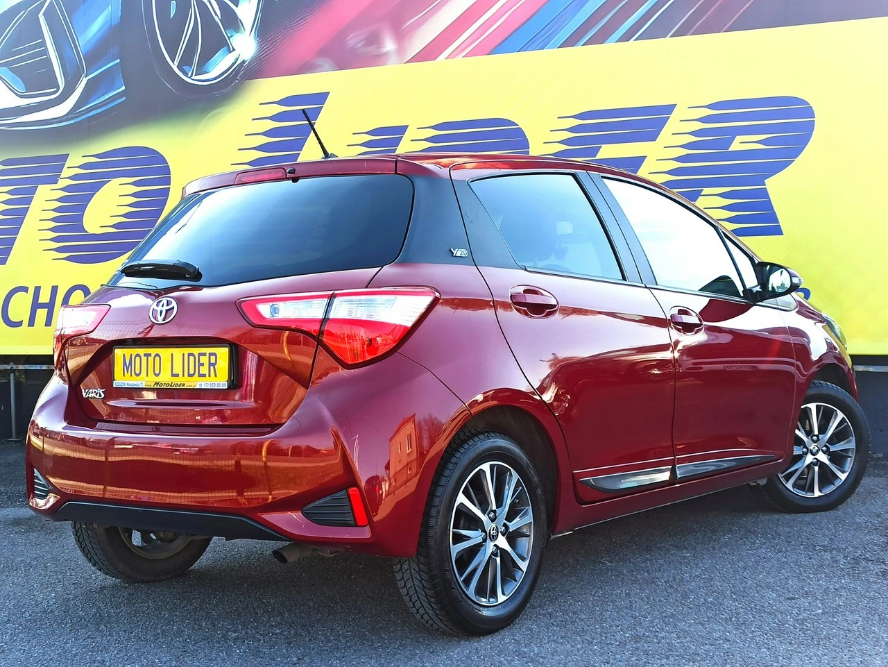 Toyota Yaris - Zdjęcie 5