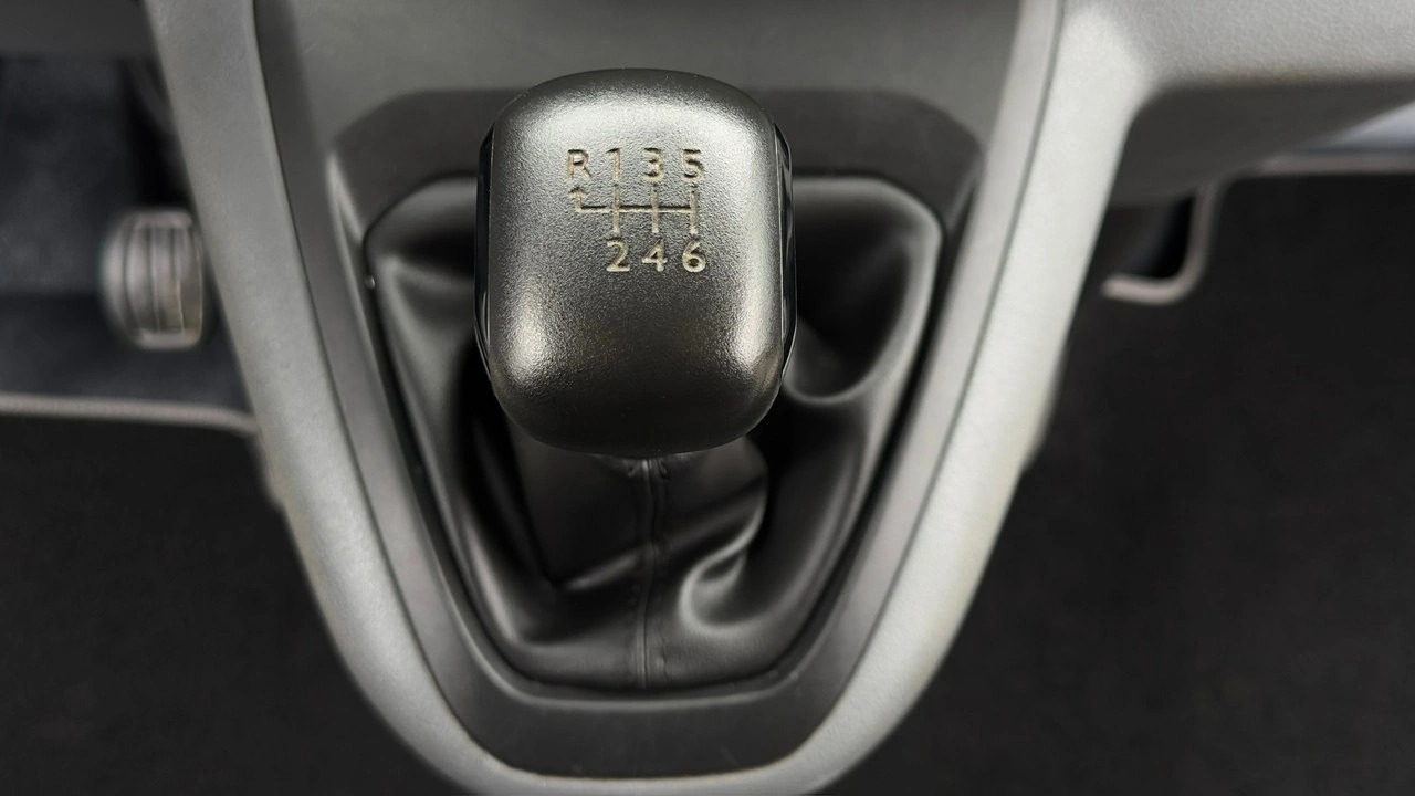 Opel Vivaro - Zdjęcie 29