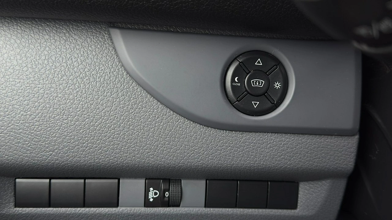 Opel Vivaro - Zdjęcie 32