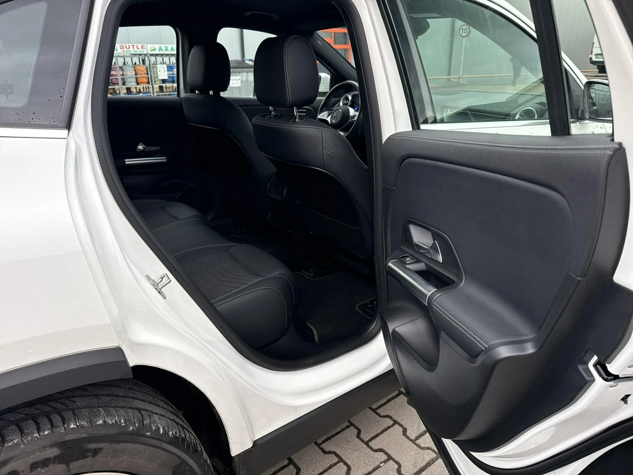 Mercedes EQA - Zdjęcie 16