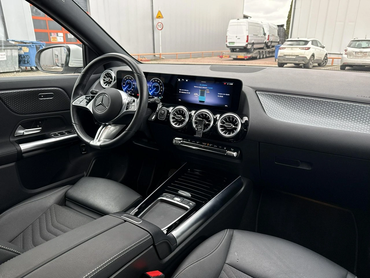 Mercedes EQA - Zdjęcie 20