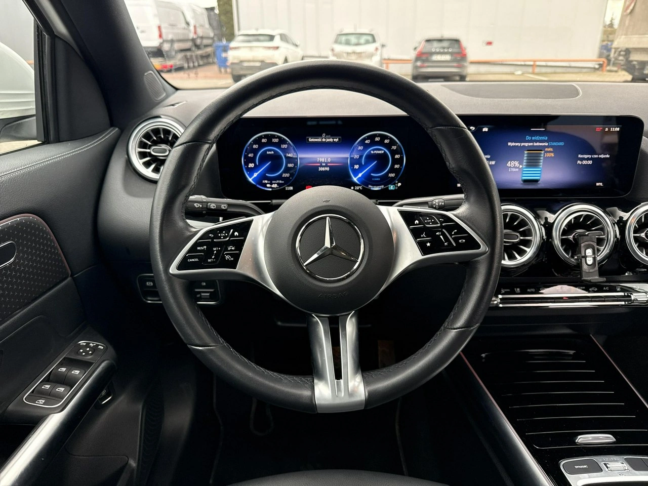 Mercedes EQA - Zdjęcie 24