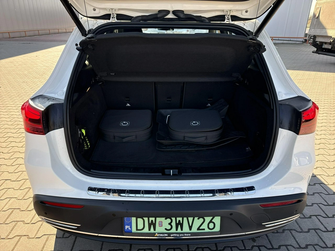 Mercedes EQA - Zdjęcie 15