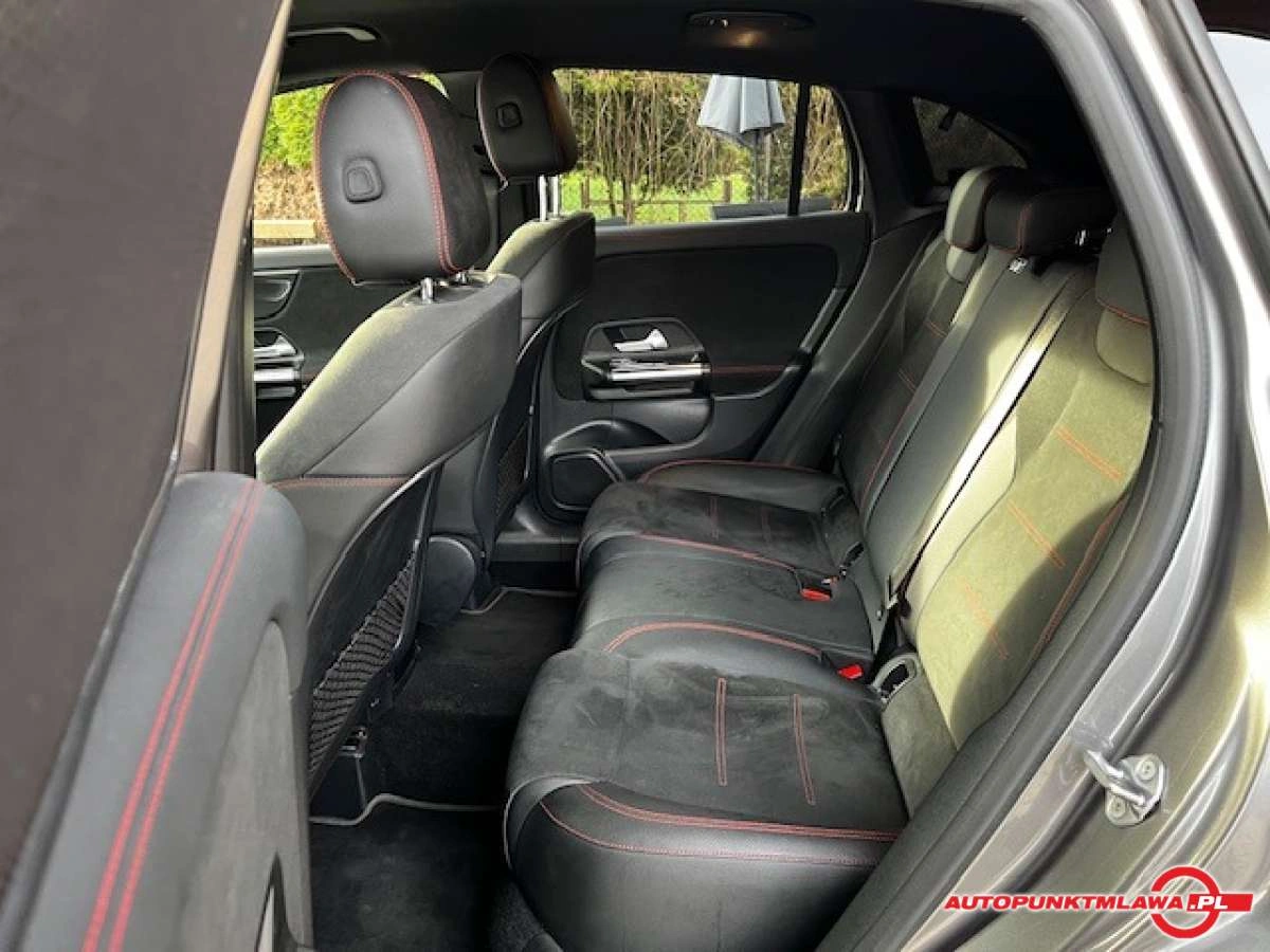 Mercedes-Benz GLA - Zdjęcie 19