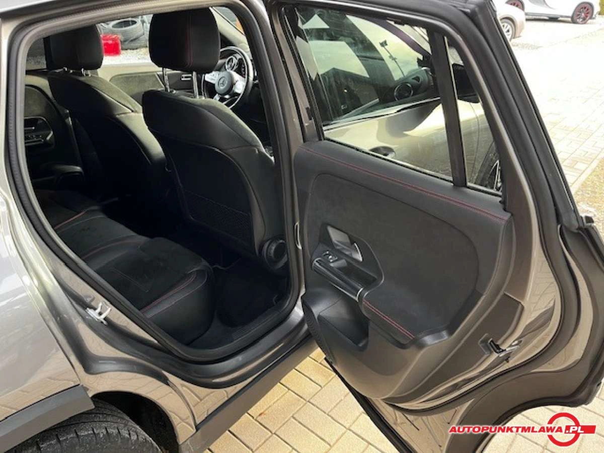 Mercedes-Benz GLA - Zdjęcie 15