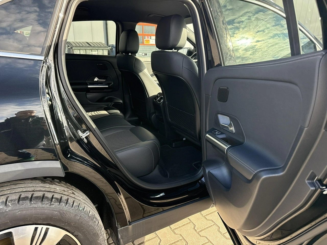 Mercedes EQA - Zdjęcie 17