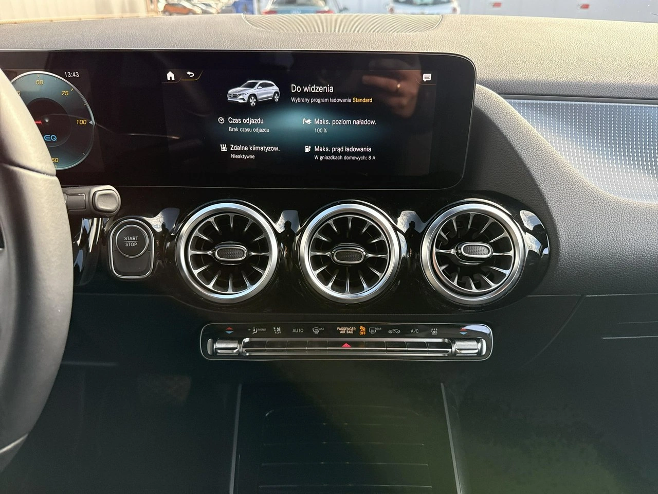 Mercedes EQA - Zdjęcie 23