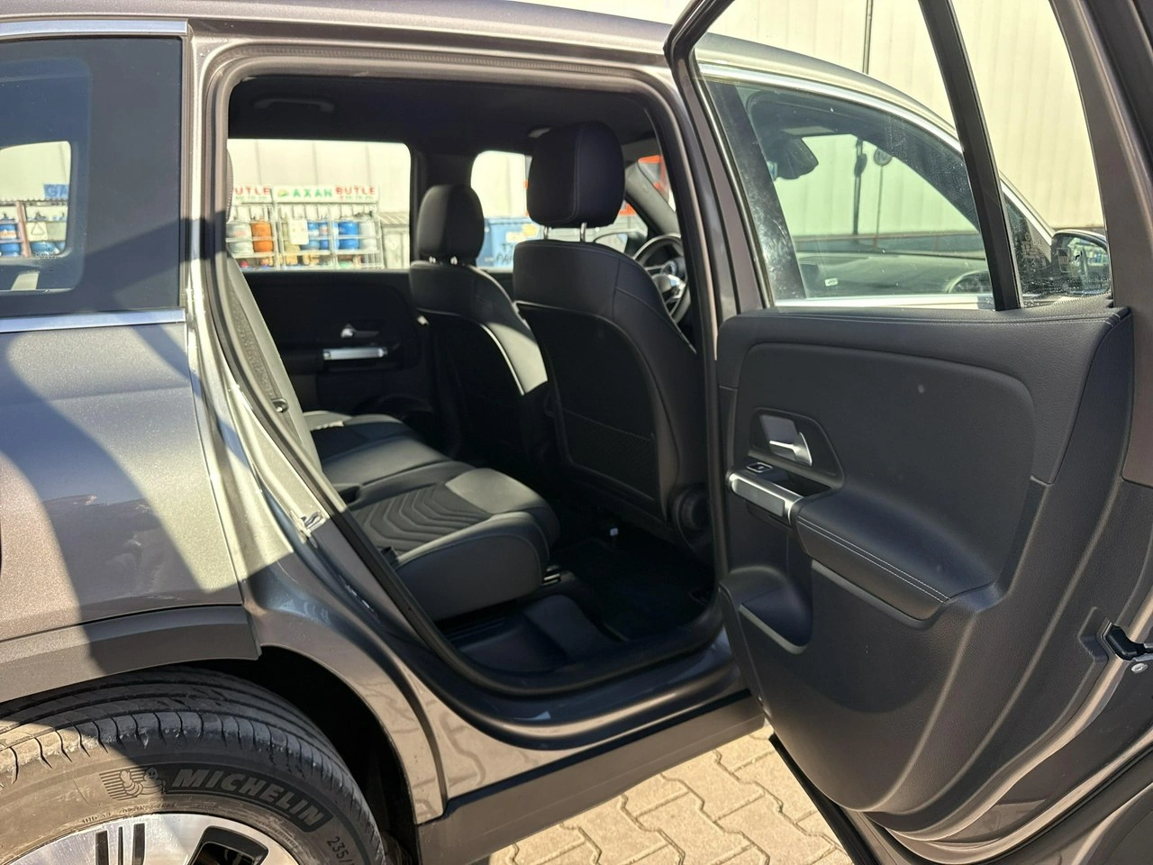 Mercedes EQB - Zdjęcie 17