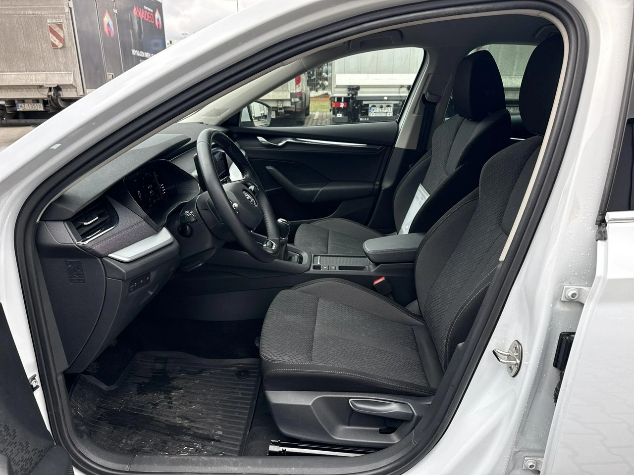 Skoda Octavia - Zdjęcie 10