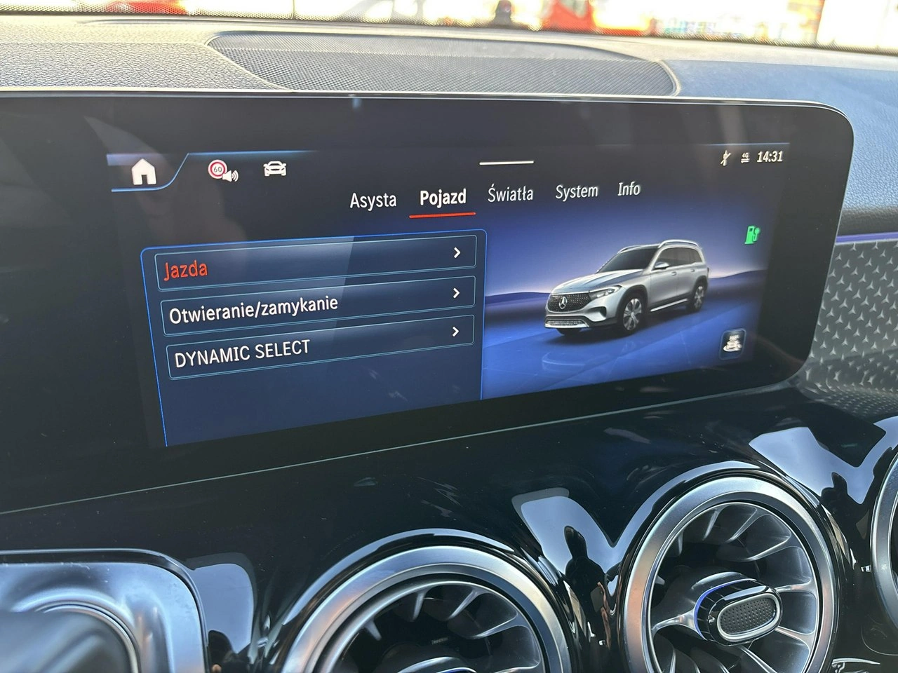 Mercedes EQB - Zdjęcie 22