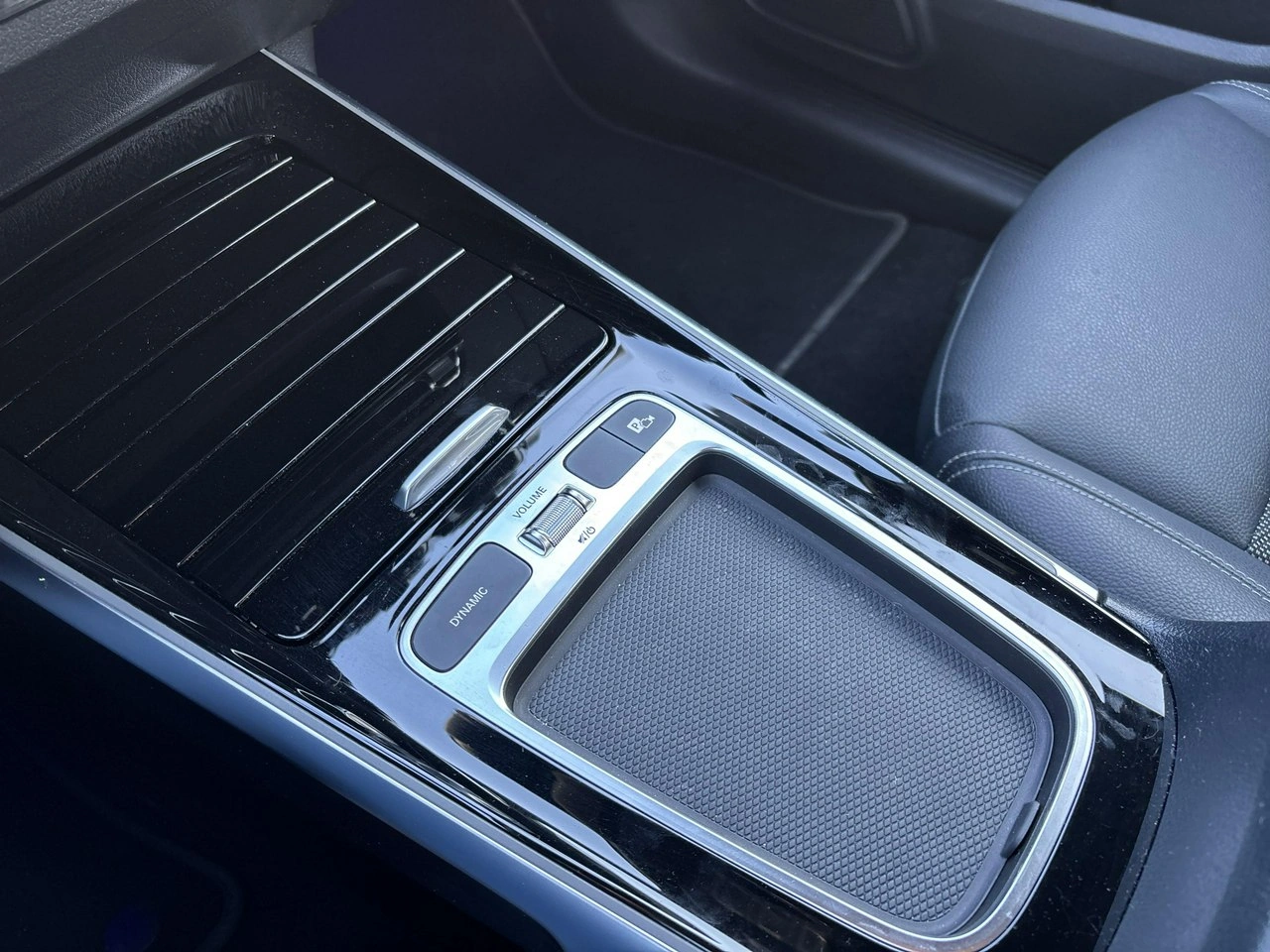 Mercedes EQB - Zdjęcie 24