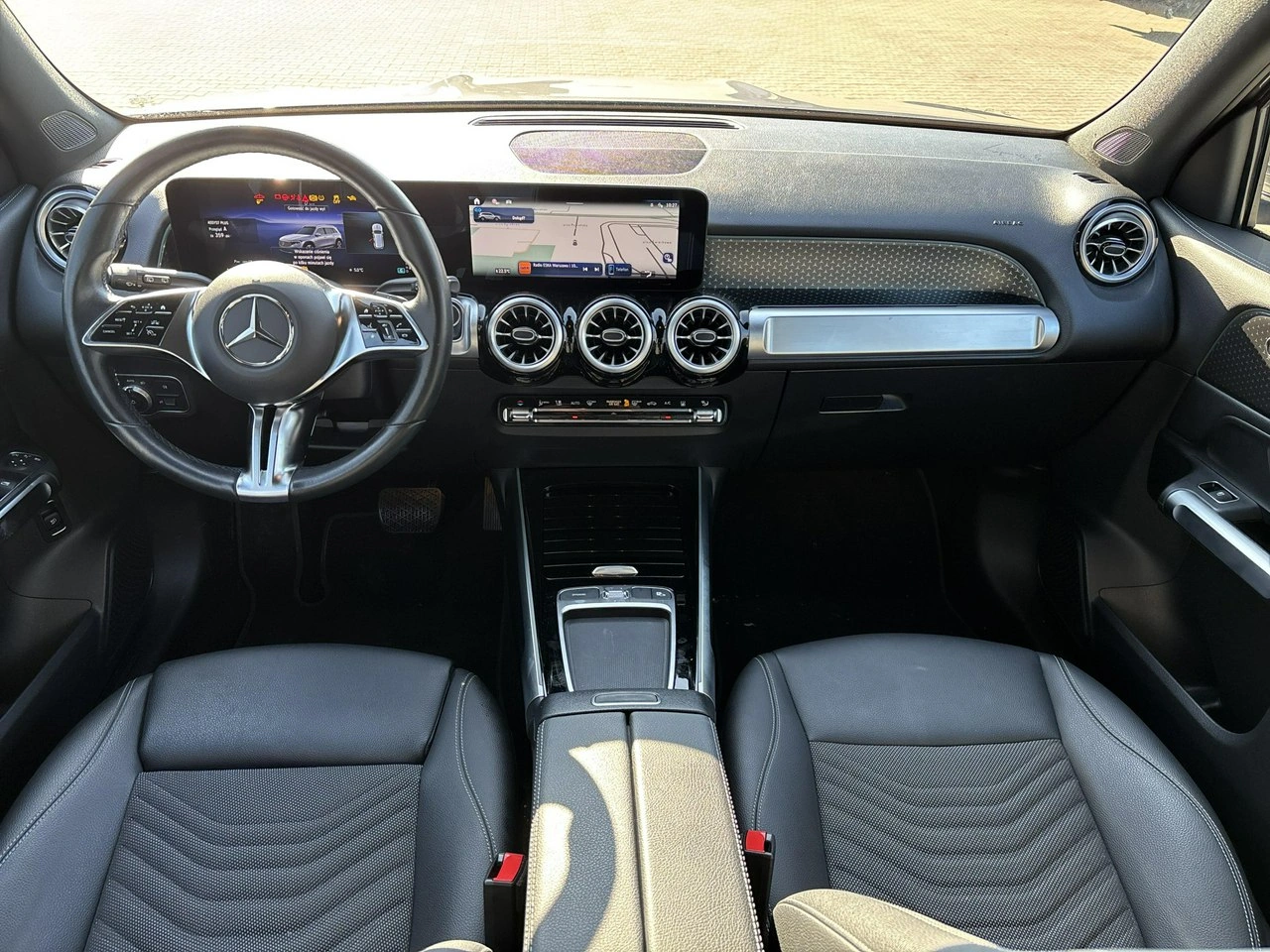 Mercedes EQB - Zdjęcie 11