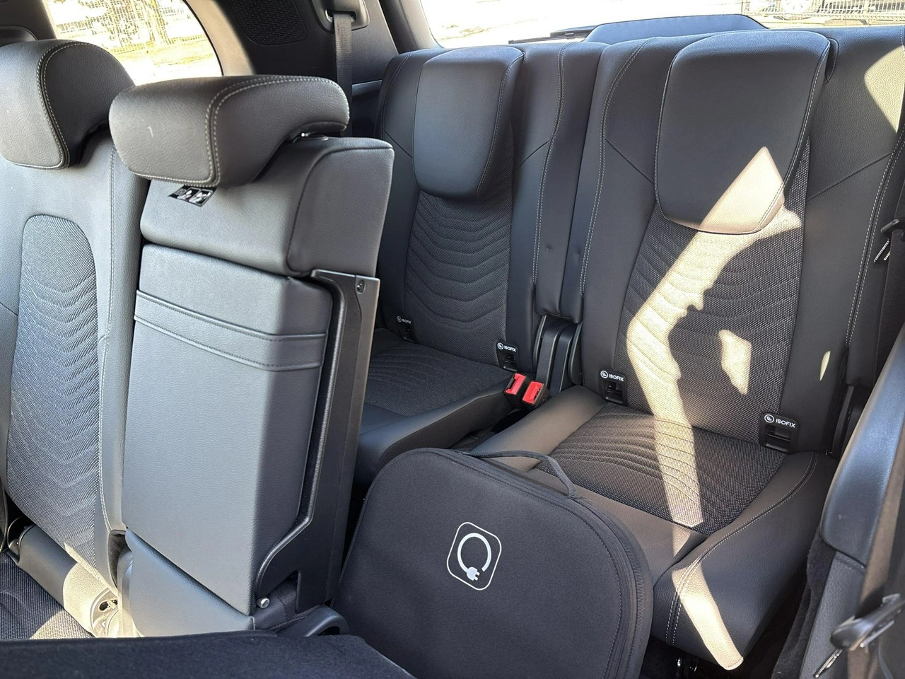 Mercedes EQB - Zdjęcie 12